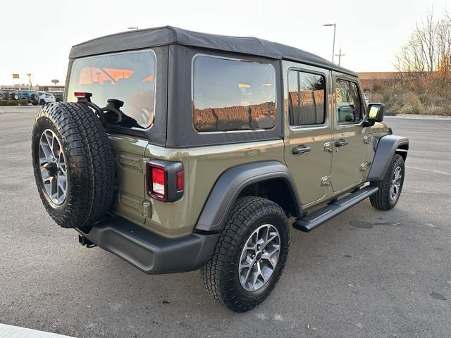 new 2025 Jeep Wrangler car, priced at $45,278