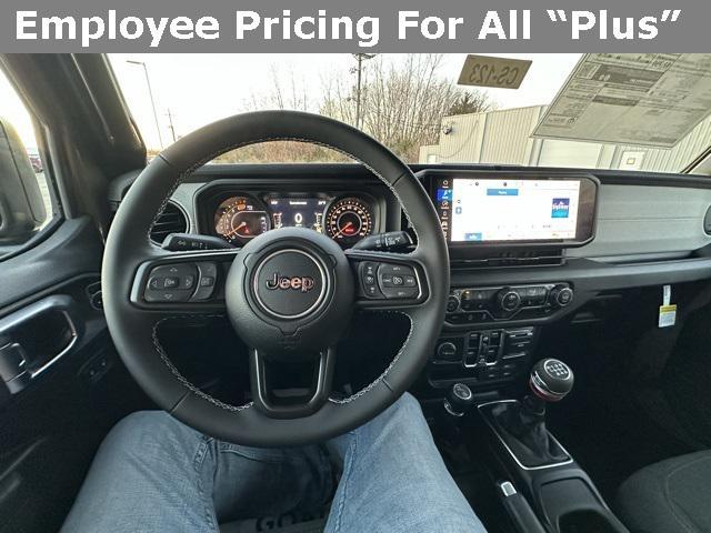 new 2025 Jeep Wrangler car, priced at $46,045