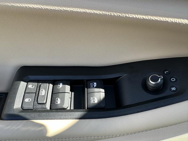 new 2025 Jeep Grand Cherokee L car, priced at $47,367