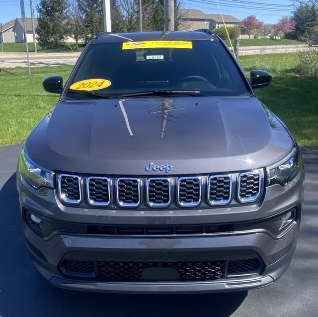 new 2024 Jeep Compass car, priced at $27,698