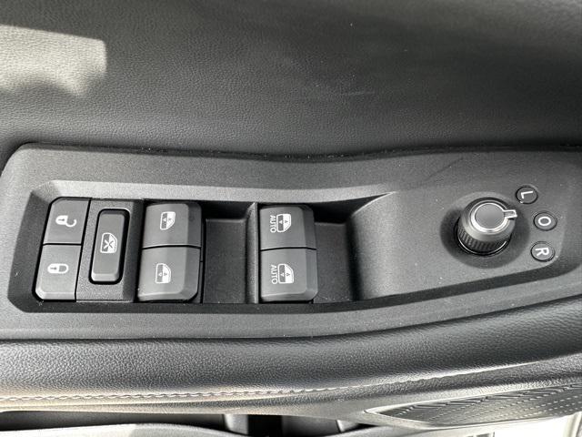 used 2022 Jeep Grand Cherokee L car, priced at $33,991