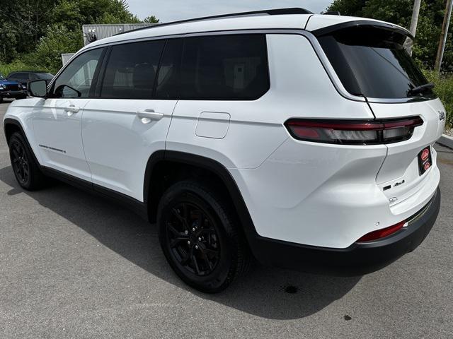 used 2022 Jeep Grand Cherokee L car, priced at $33,991