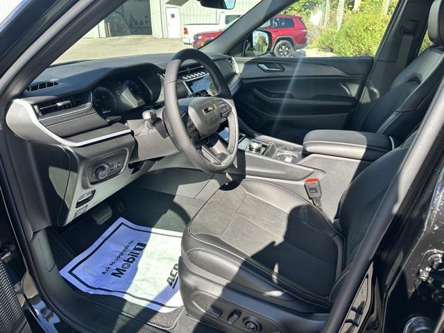 new 2025 Jeep Grand Cherokee L car, priced at $44,142