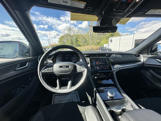 new 2025 Jeep Grand Cherokee L car, priced at $44,142
