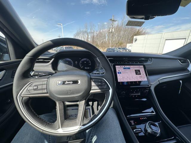 new 2025 Jeep Grand Cherokee L car, priced at $50,000