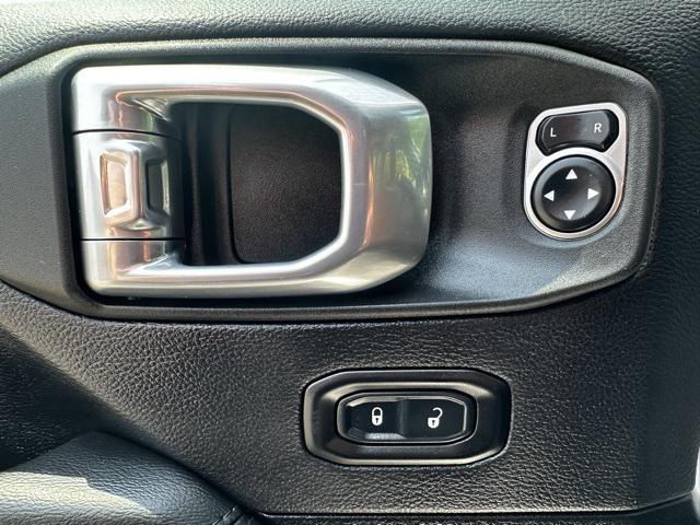 used 2021 Jeep Wrangler Unlimited car, priced at $35,495