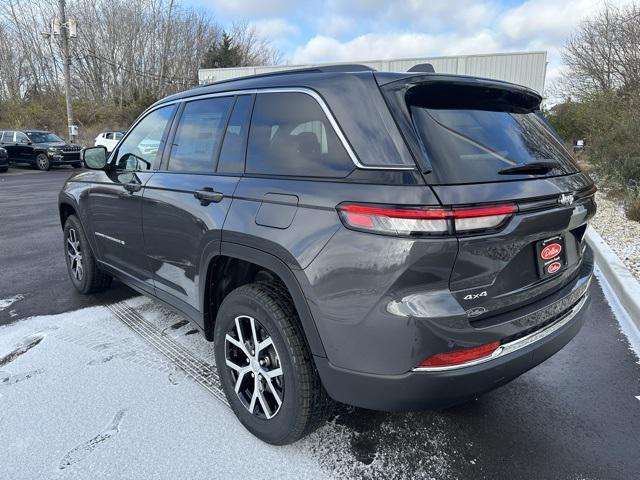 new 2025 Jeep Grand Cherokee car, priced at $45,922