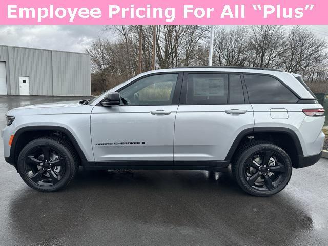 new 2025 Jeep Grand Cherokee car, priced at $43,586