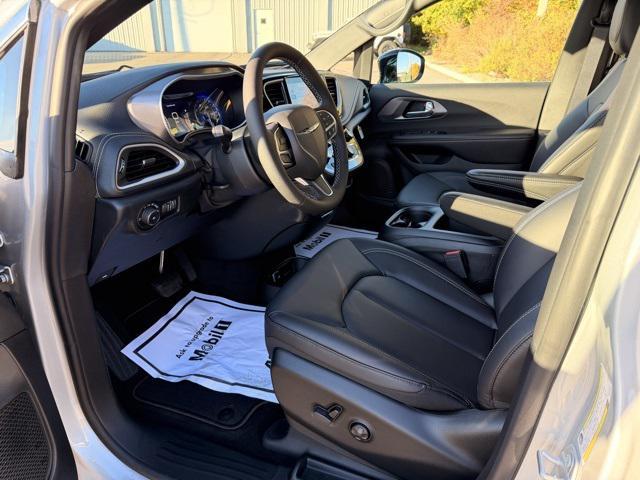 new 2026 Chrysler Pacifica car, priced at $44,057