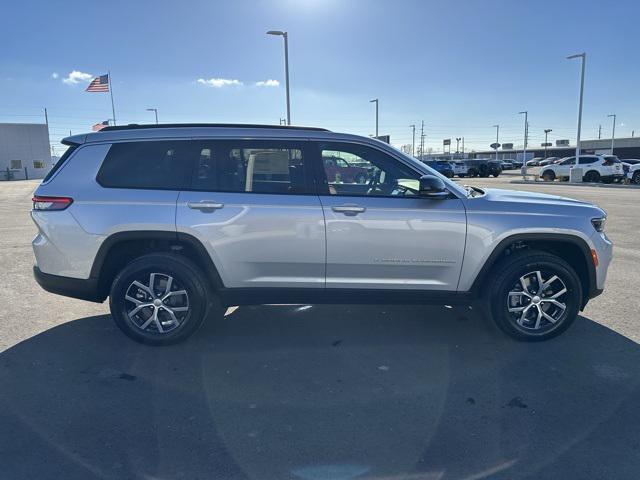 new 2025 Jeep Grand Cherokee L car, priced at $45,619