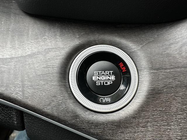 new 2025 Jeep Grand Cherokee L car, priced at $48,121