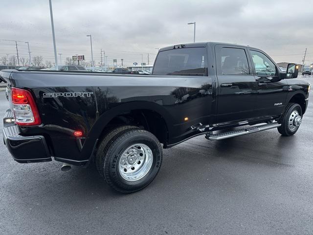 new 2024 Ram 3500 car, priced at $76,087