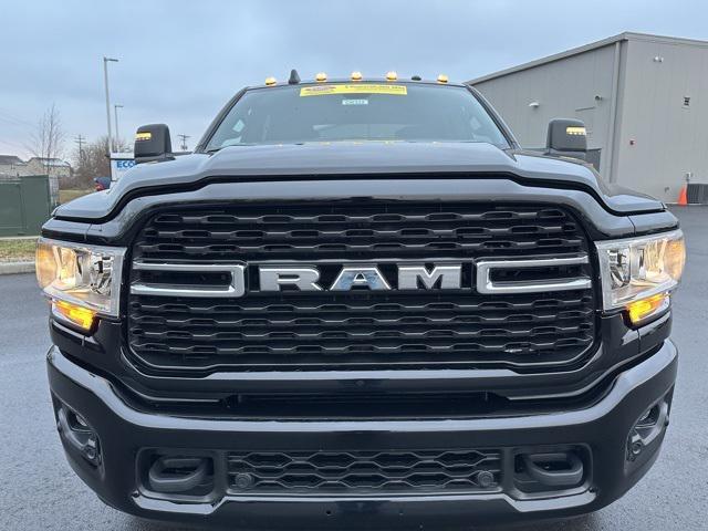 new 2024 Ram 3500 car, priced at $76,087