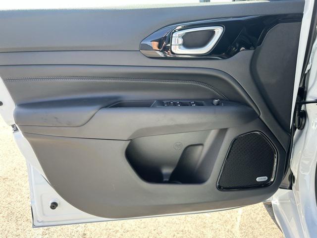 new 2025 Jeep Compass car, priced at $32,969