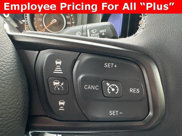 new 2025 Jeep Gladiator car, priced at $45,558