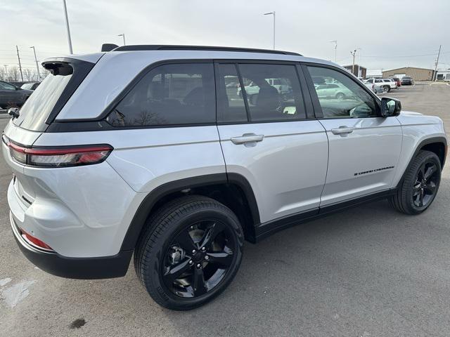 new 2025 Jeep Grand Cherokee car, priced at $51,904