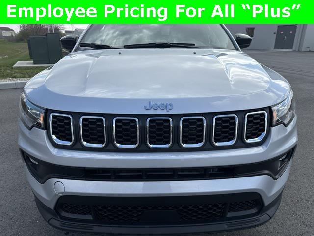 new 2025 Jeep Compass car, priced at $30,545