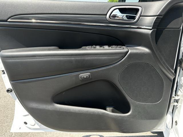 used 2021 Jeep Grand Cherokee car, priced at $31,995