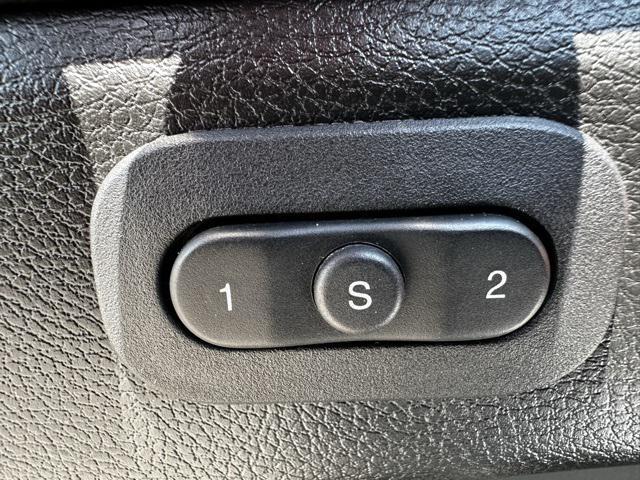 used 2021 Jeep Grand Cherokee car, priced at $31,995