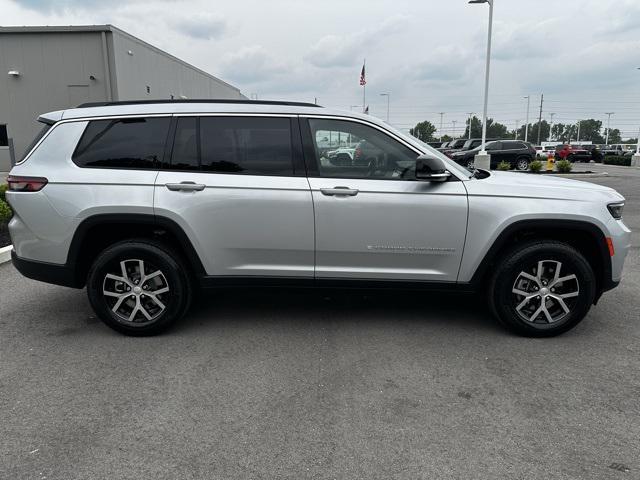 new 2025 Jeep Grand Cherokee L car, priced at $44,333