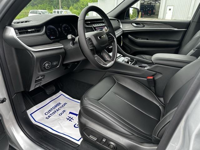 new 2025 Jeep Grand Cherokee L car, priced at $44,333