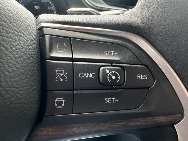 new 2025 Jeep Grand Cherokee L car, priced at $44,333