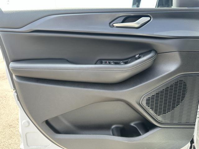 used 2023 Jeep Grand Cherokee L car, priced at $35,895
