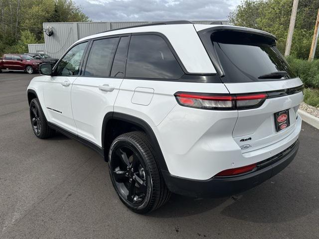 new 2025 Jeep Grand Cherokee car, priced at $48,735