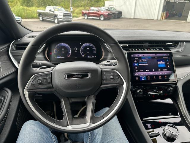 new 2025 Jeep Grand Cherokee car, priced at $48,735