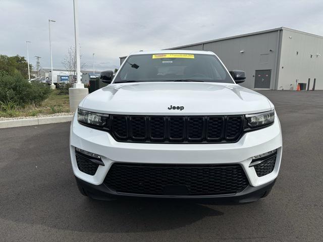 new 2025 Jeep Grand Cherokee car, priced at $48,735