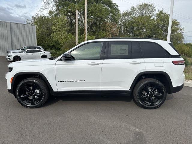 new 2025 Jeep Grand Cherokee car, priced at $48,735