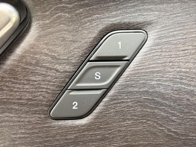 new 2025 Jeep Grand Cherokee car, priced at $49,121