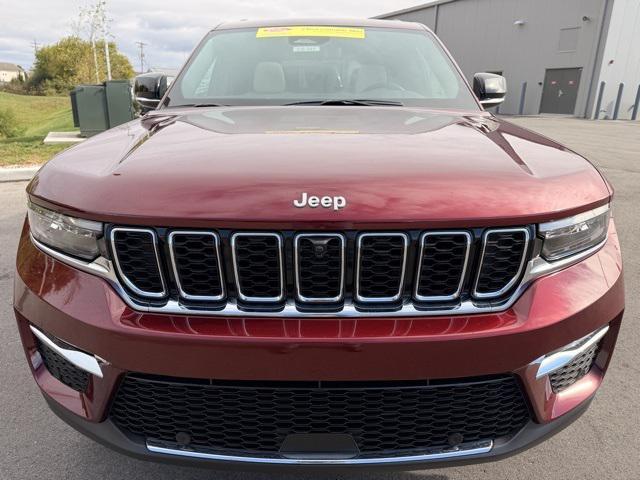 new 2025 Jeep Grand Cherokee car, priced at $49,121