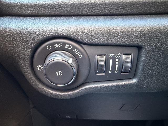 new 2026 Chrysler Pacifica car, priced at $51,322