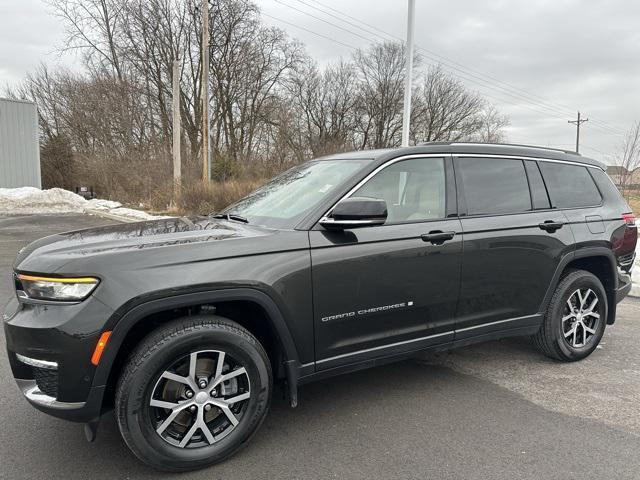 used 2023 Jeep Grand Cherokee L car, priced at $34,491