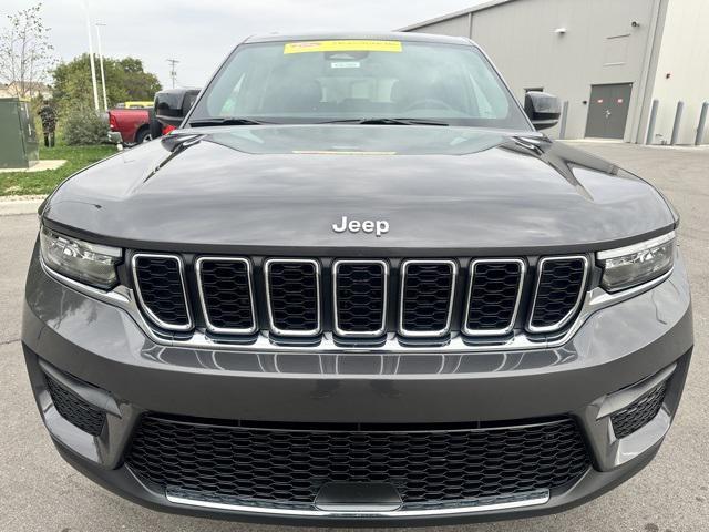 new 2025 Jeep Grand Cherokee car, priced at $38,937