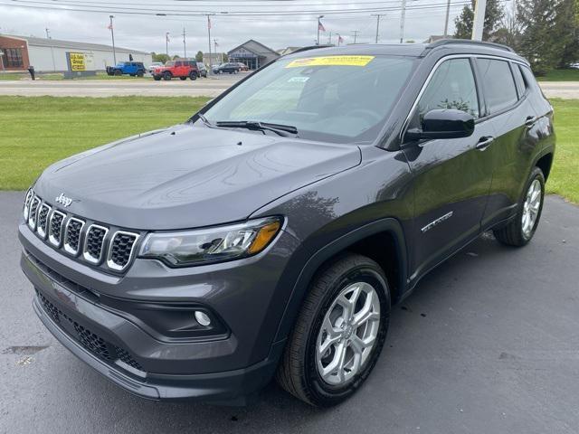 new 2024 Jeep Compass car, priced at $34,451