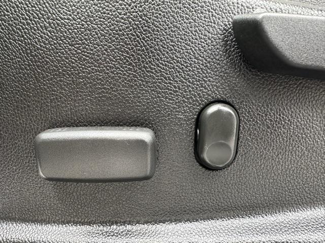 used 2020 GMC Canyon car, priced at $27,991