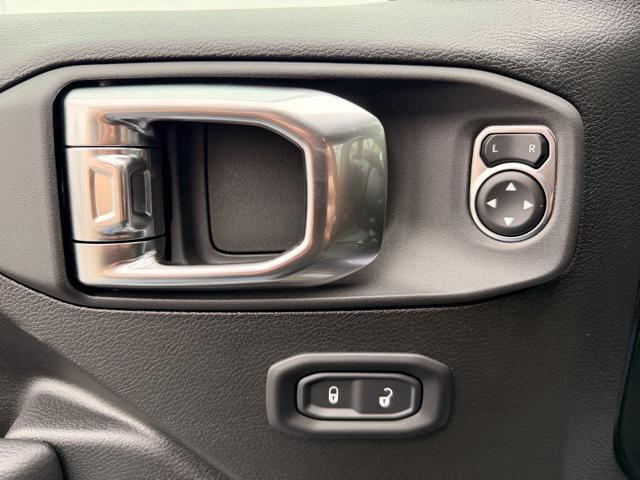 new 2026 Jeep Wrangler car, priced at $43,380