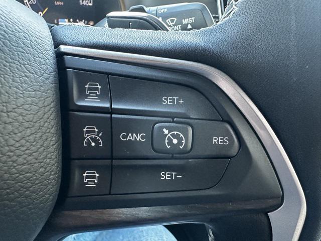 new 2025 Jeep Grand Cherokee car, priced at $39,912