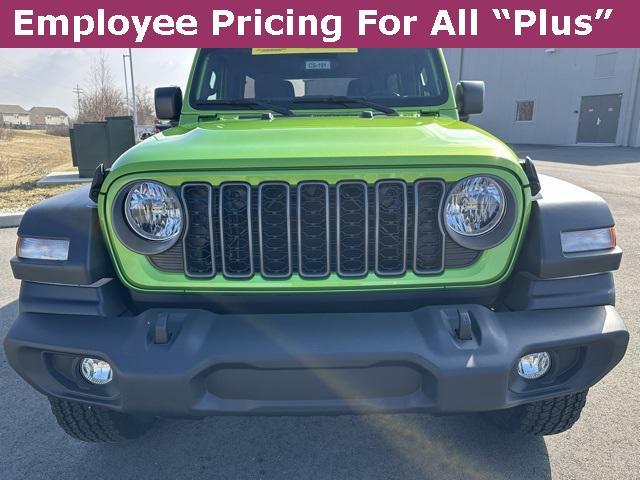 new 2025 Jeep Wrangler car, priced at $46,252