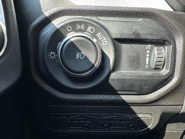 new 2025 Jeep Wrangler car, priced at $44,996