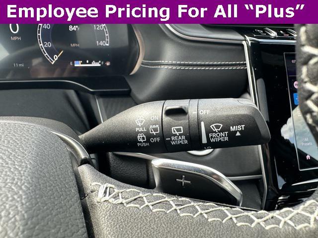 new 2025 Jeep Grand Cherokee L car, priced at $46,280