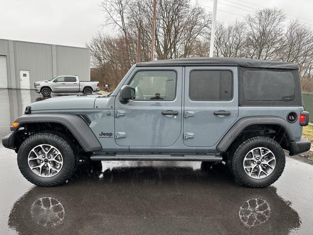 new 2025 Jeep Wrangler car, priced at $43,532