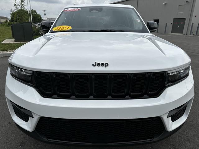 used 2023 Jeep Grand Cherokee car, priced at $32,995