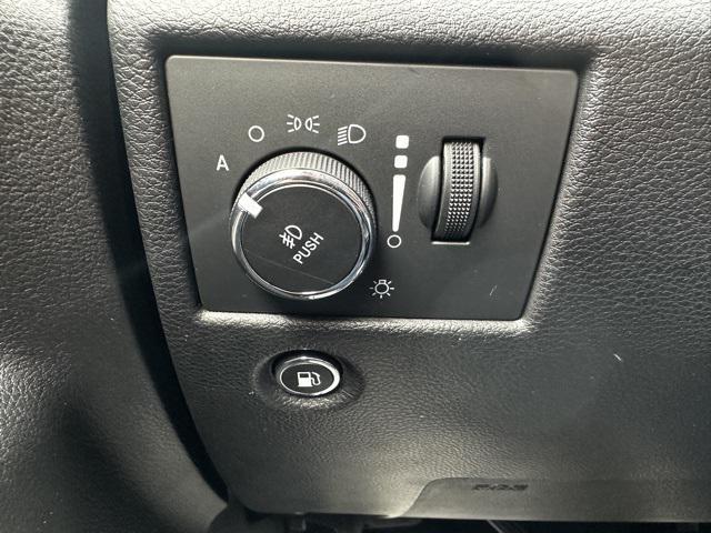 used 2019 Jeep Grand Cherokee car, priced at $19,495
