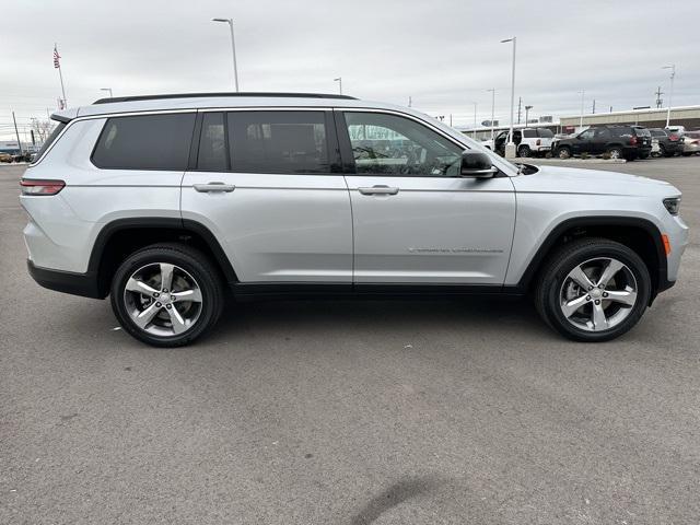 new 2025 Jeep Grand Cherokee L car, priced at $50,335