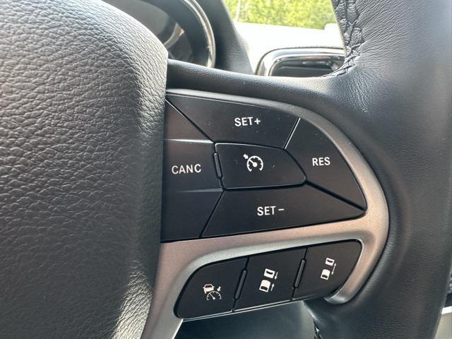 used 2021 Jeep Grand Cherokee car, priced at $31,495
