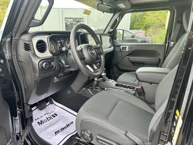 new 2026 Jeep Wrangler car, priced at $44,806