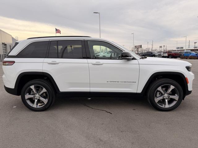 new 2025 Jeep Grand Cherokee car, priced at $44,811